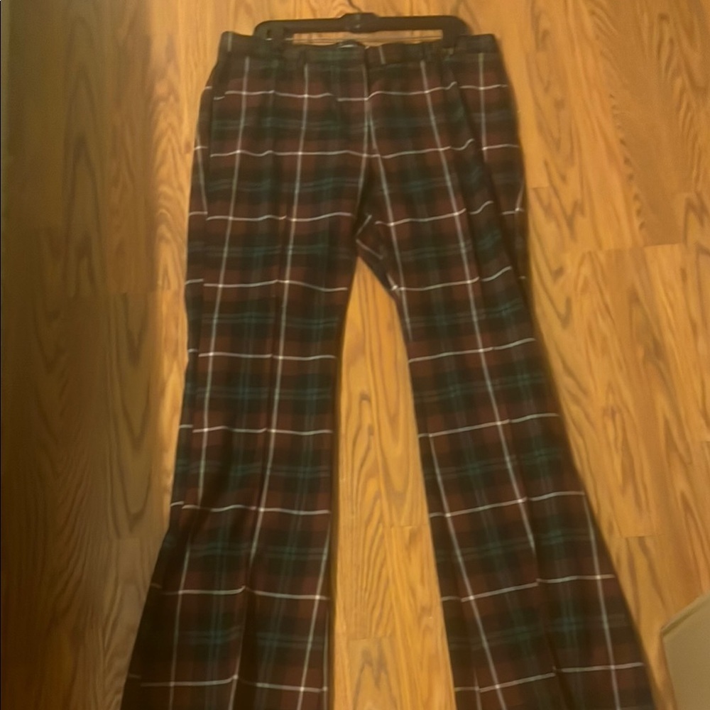 Plaid Blazer in Red and Green with match flared pants, excellent condition - Picture 4 of 13